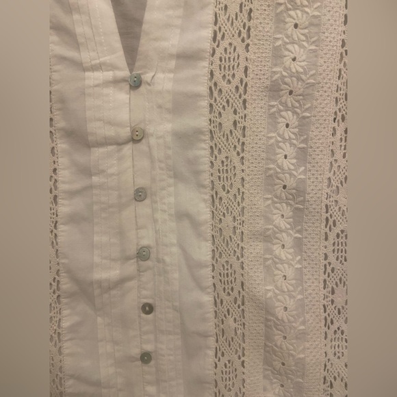 SOLD! Gorgeous Zara embroidered and lace blouse small - Picture 6 of 6